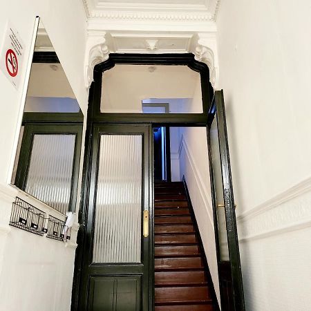 Private Industrial Room 2 In Center Of Charleroi Eksteriør billede
